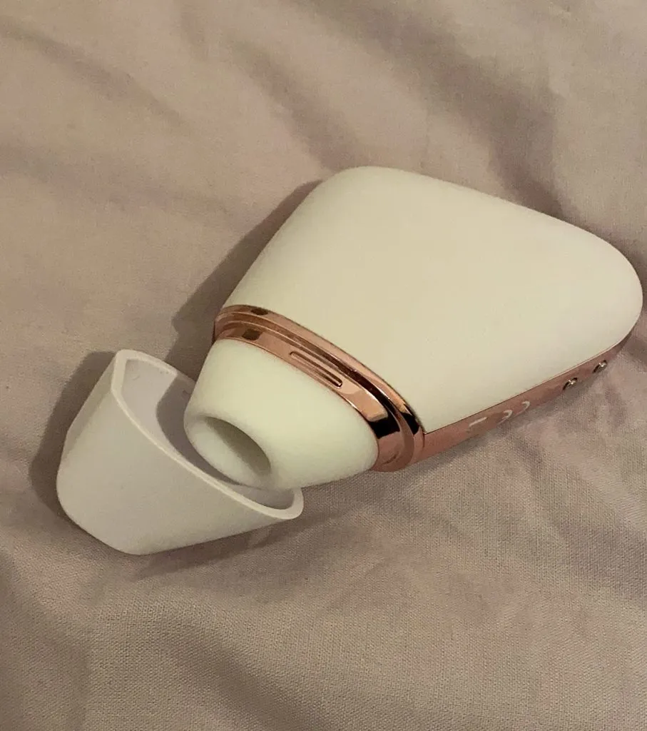 彼女に使う遠隔おもちゃ｜こんなアダルトグッズがおススメです-2